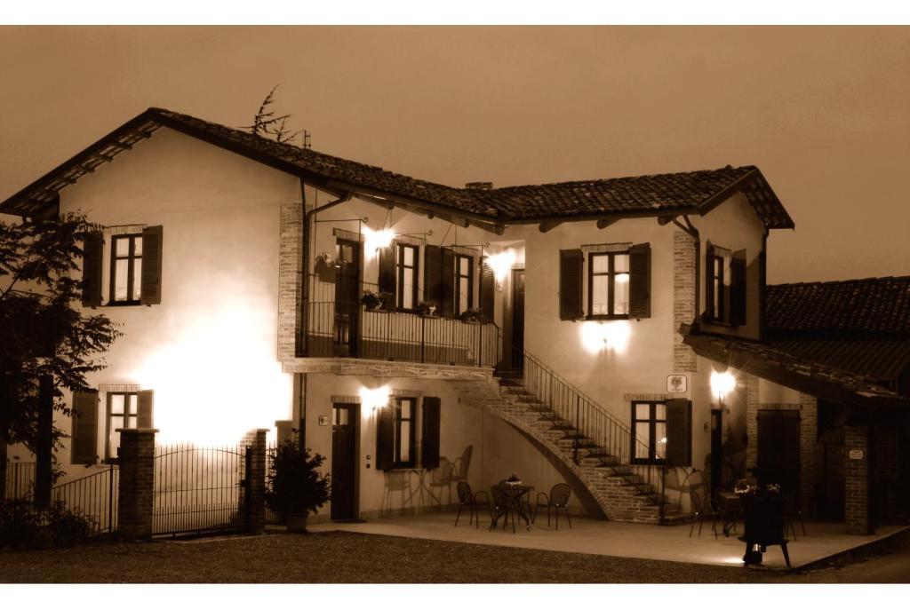 Agriturismo I Grappoli Serralunga d'Alba Exteriér fotografie