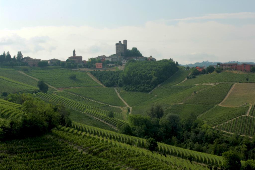 Agriturismo I Grappoli Serralunga d'Alba Exteriér fotografie