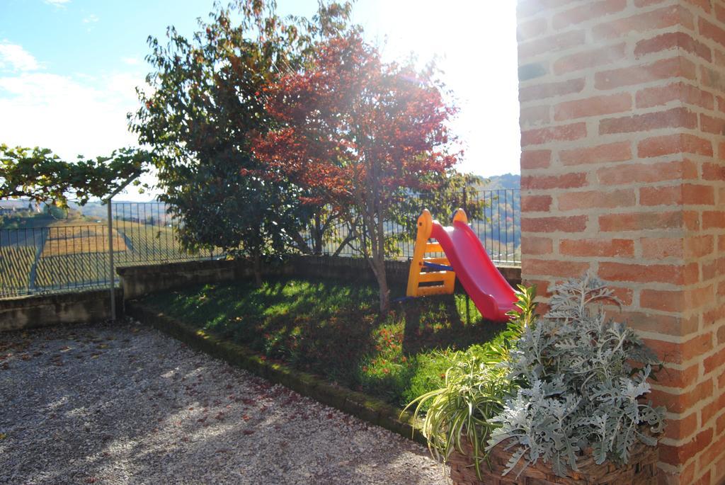 Agriturismo I Grappoli Serralunga d'Alba Exteriér fotografie