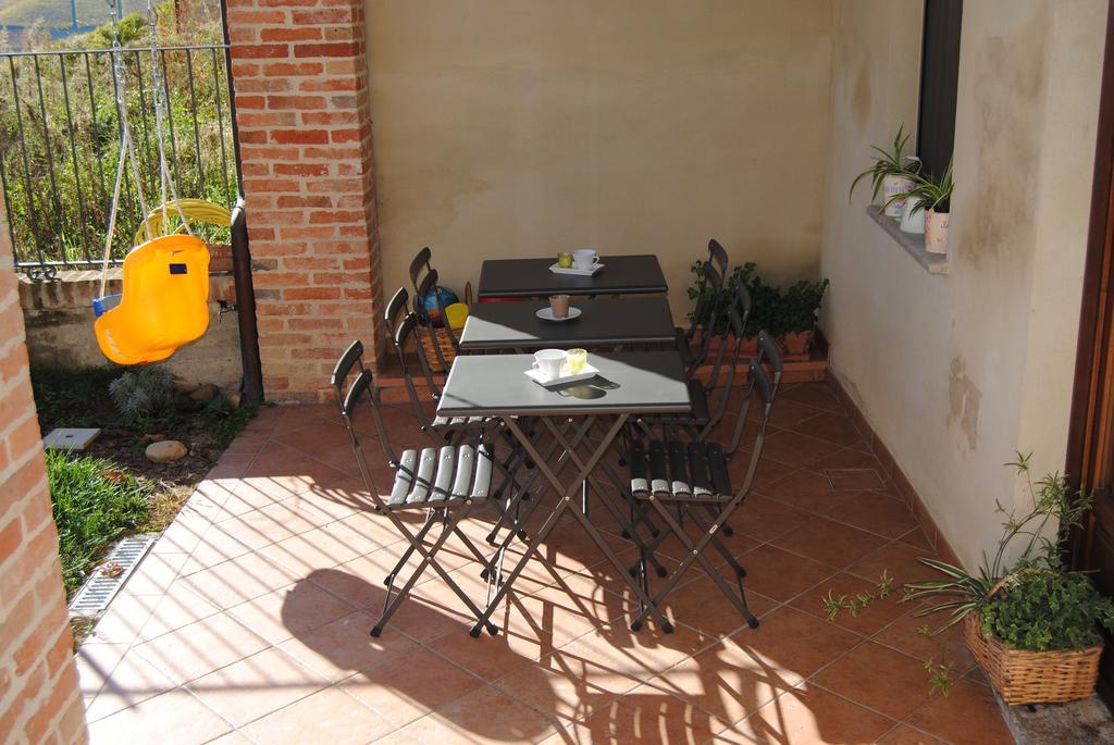 Agriturismo I Grappoli Serralunga d'Alba Exteriér fotografie