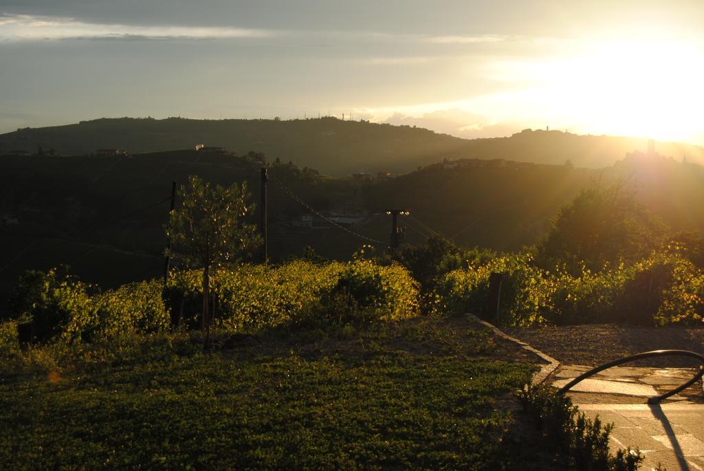 Agriturismo I Grappoli Serralunga d'Alba Exteriér fotografie