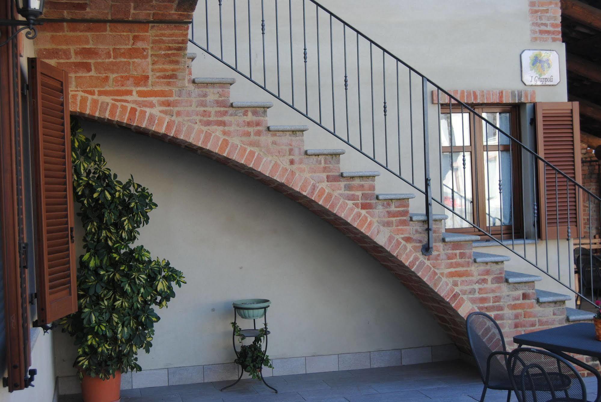 Agriturismo I Grappoli Serralunga d'Alba Exteriér fotografie