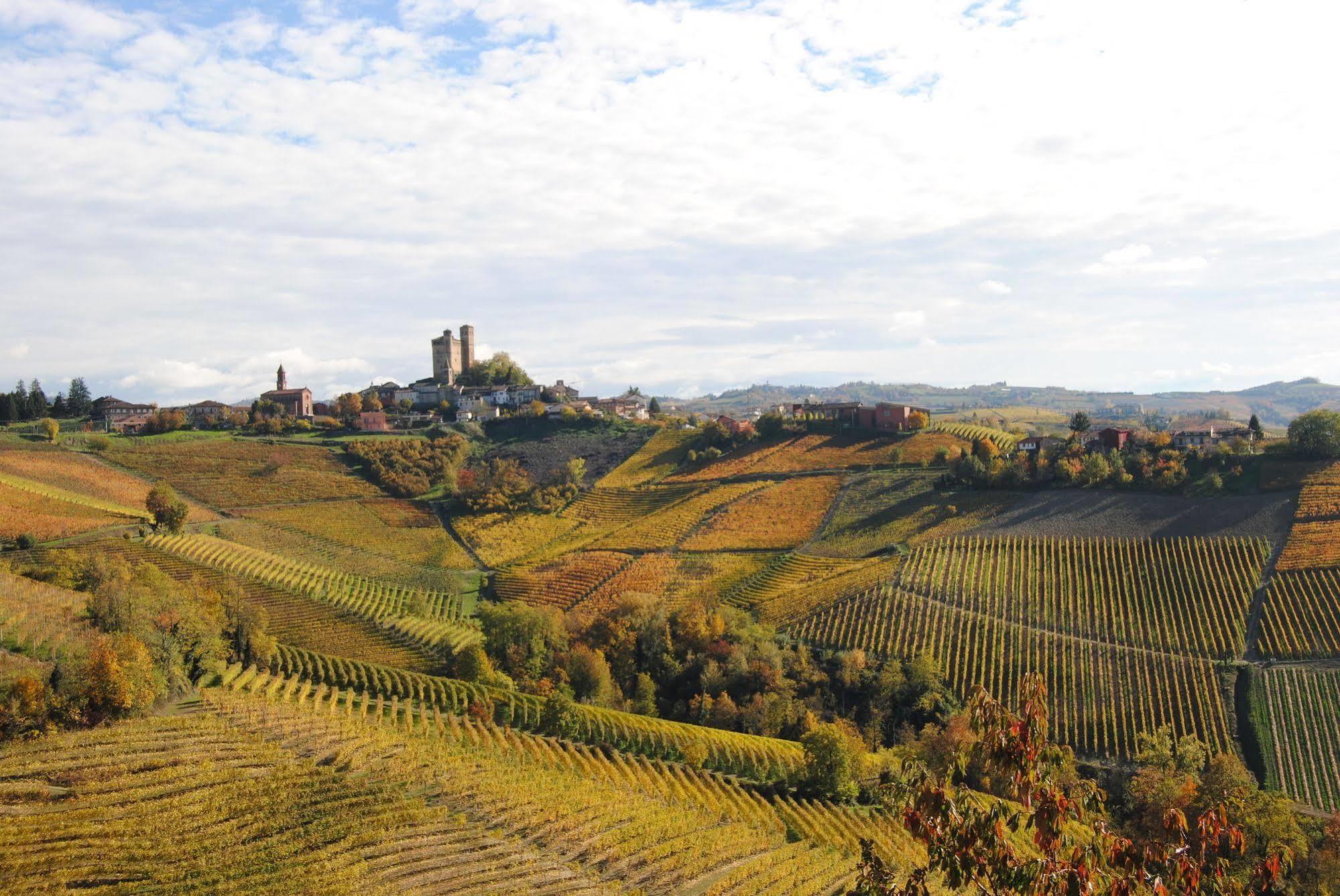 Agriturismo I Grappoli Serralunga d'Alba Exteriér fotografie