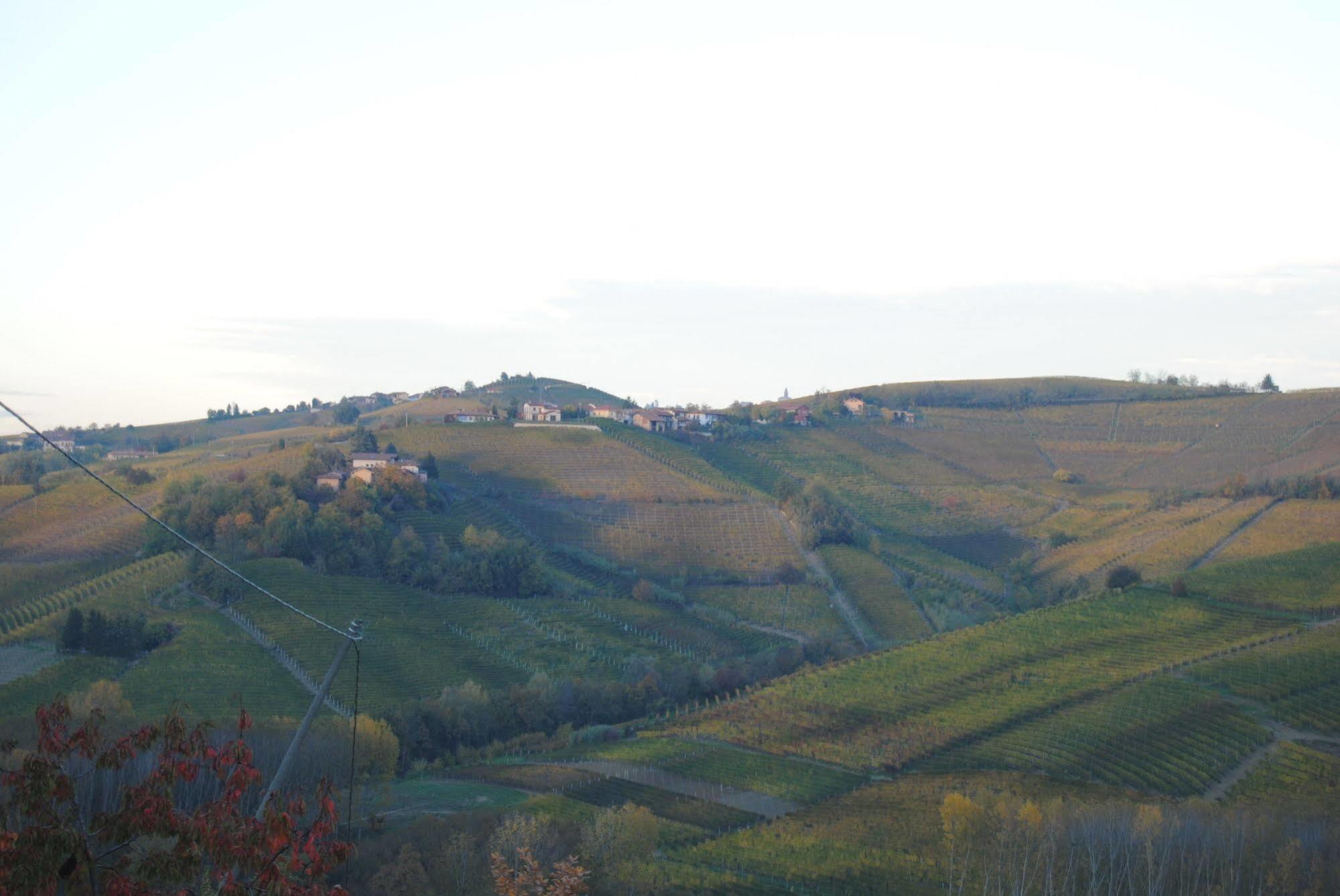 Agriturismo I Grappoli Serralunga d'Alba Exteriér fotografie