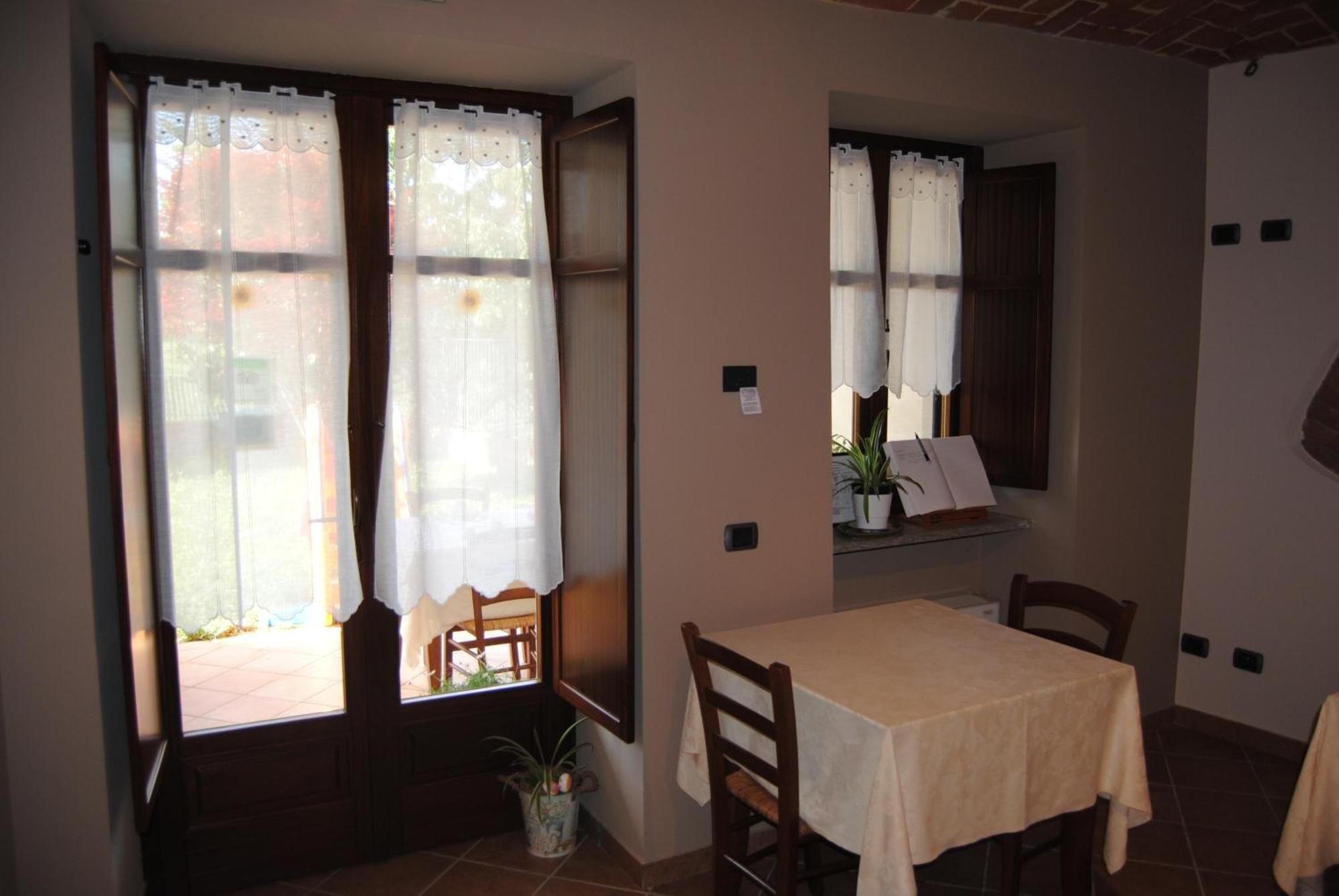 Agriturismo I Grappoli Serralunga d'Alba Exteriér fotografie