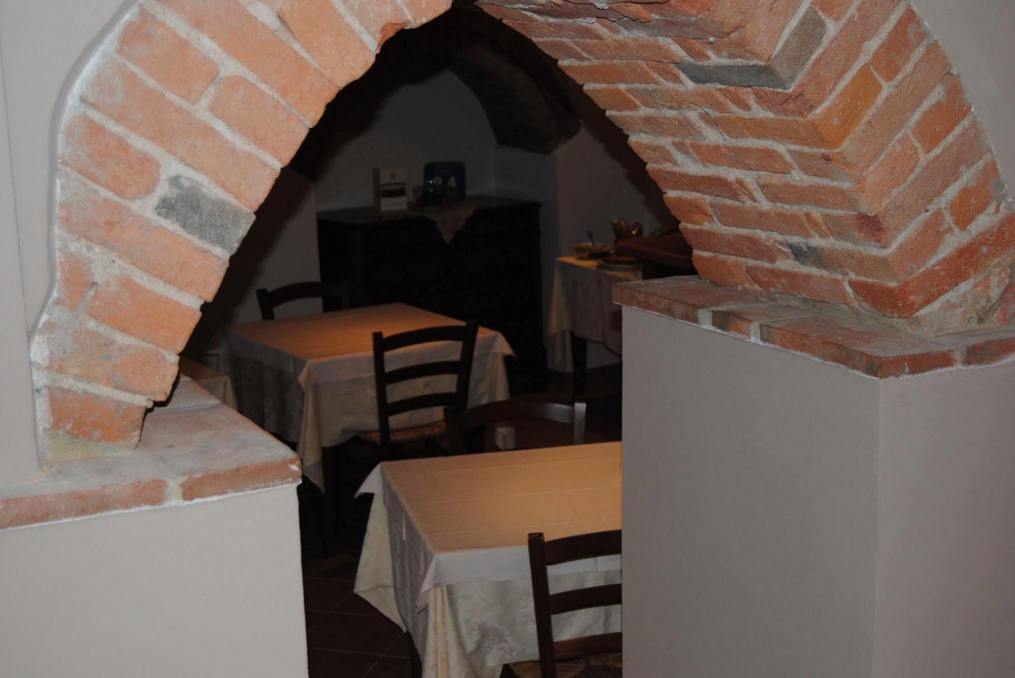 Agriturismo I Grappoli Serralunga d'Alba Exteriér fotografie