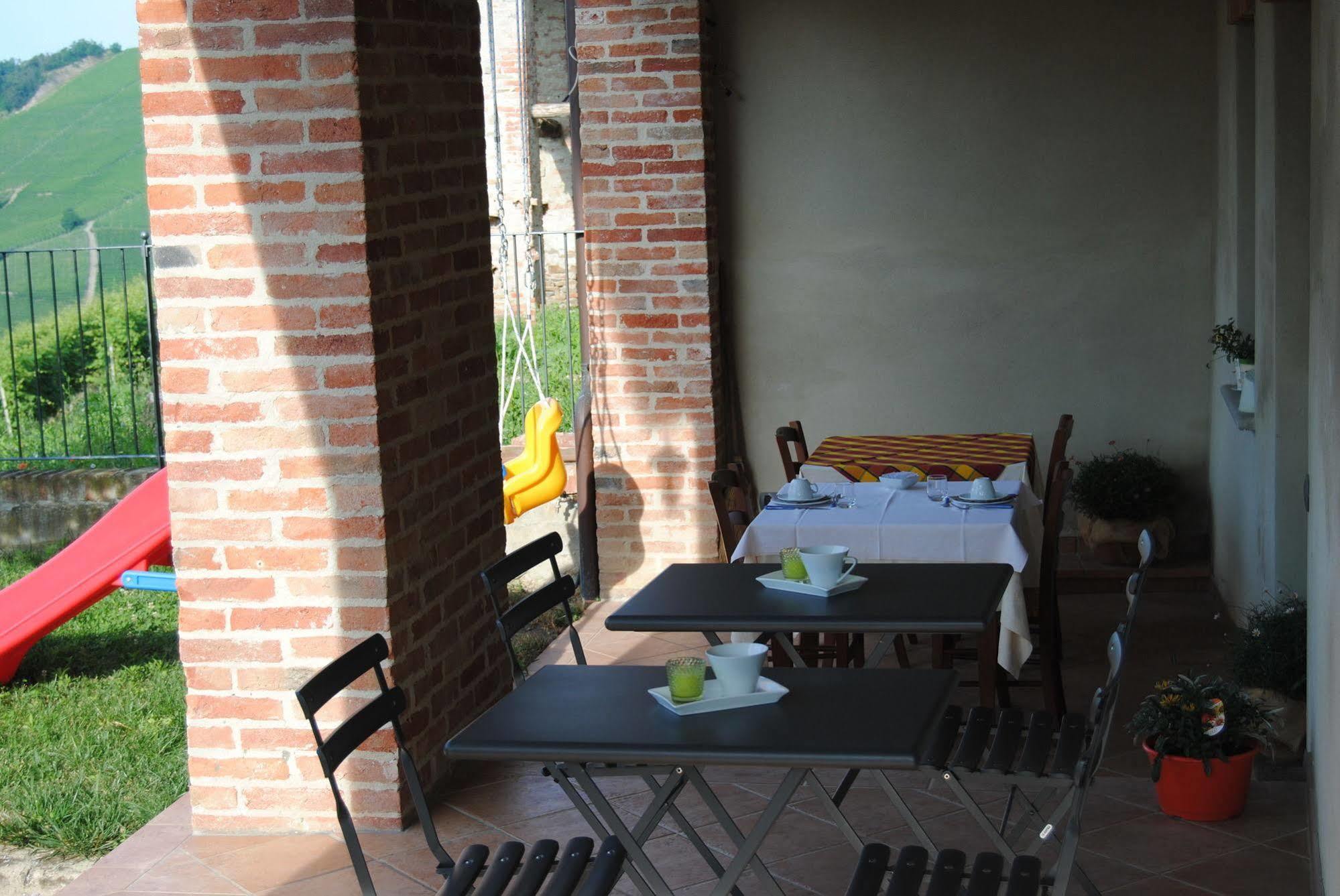 Agriturismo I Grappoli Serralunga d'Alba Exteriér fotografie