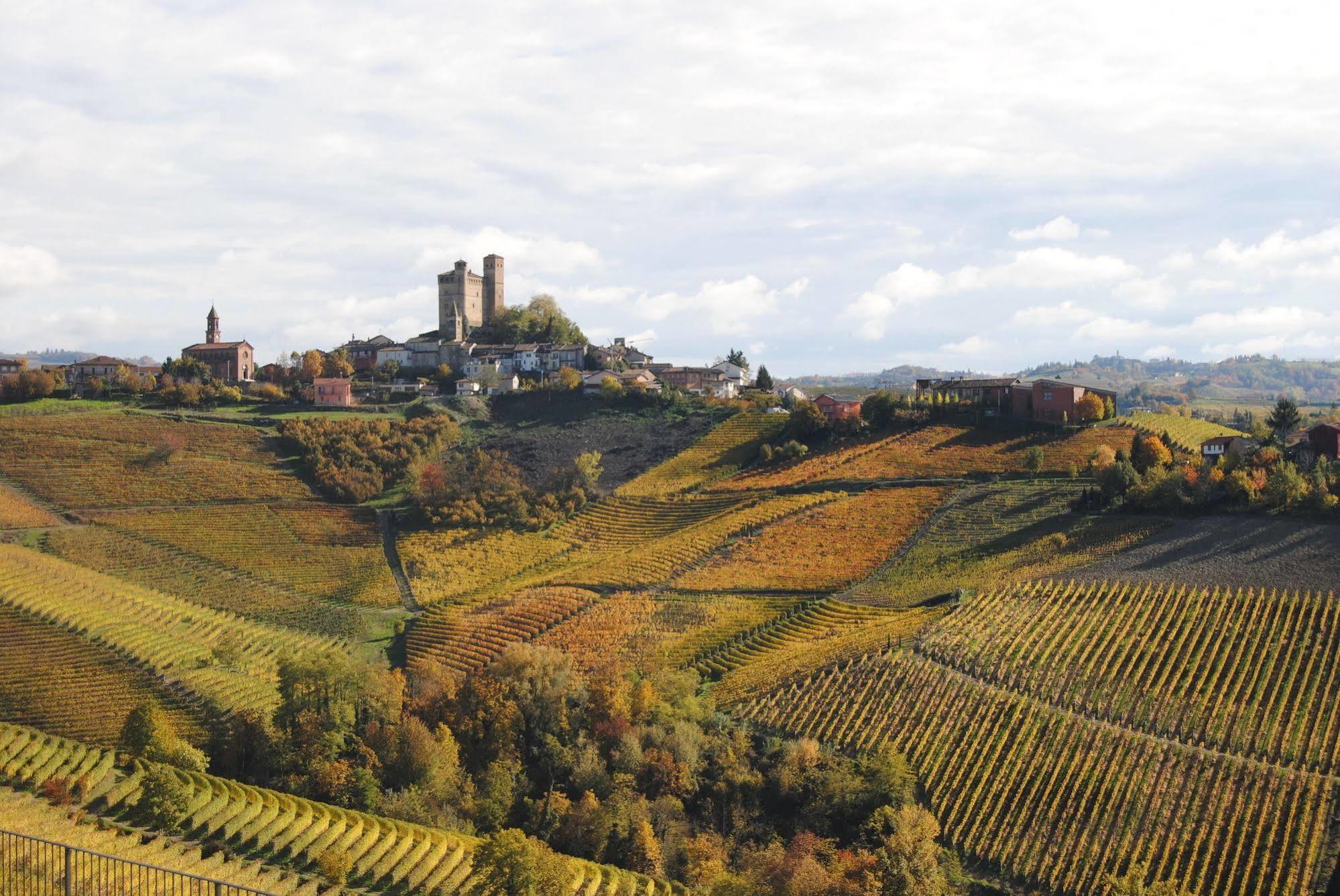 Agriturismo I Grappoli Serralunga d'Alba Exteriér fotografie