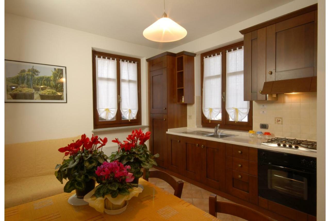 Agriturismo I Grappoli Serralunga d'Alba Exteriér fotografie
